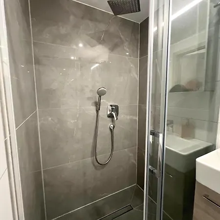 Willkommen In Dagersheim Bei Boeblingen! Gemuetliches 1 Zi Zum Wohlfuehlen In Einem Angenehmen Umfeld! Apartment *