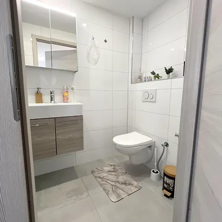 Willkommen In Dagersheim Bei Boeblingen! Gemuetliches 1 Zi Zum Wohlfuehlen In Einem Angenehmen Umfeld! Apartment Boeblingen